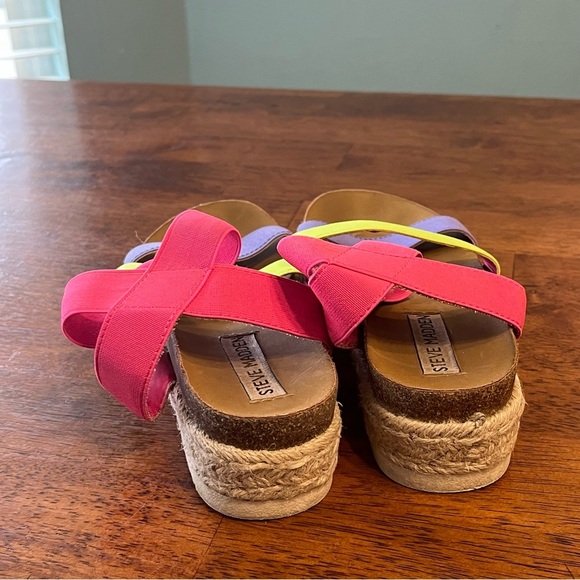 Steve Madden wedge elastic multicolor strap sandals size 2 - Picture 4 of 10